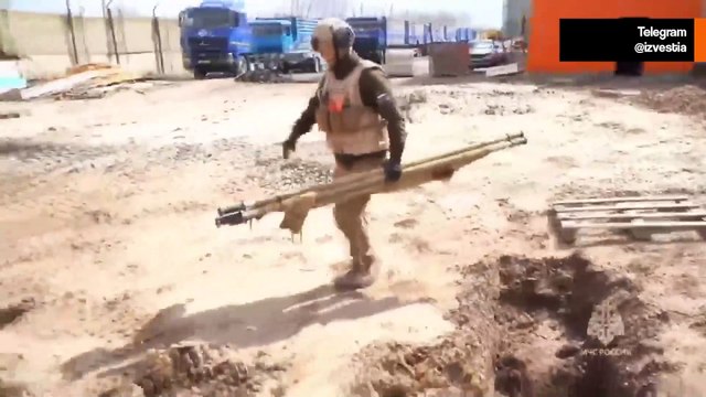 Rus uzmanlar, Volgograd'da bulunan İkinci Dünya Savaşı bombasını imha etti