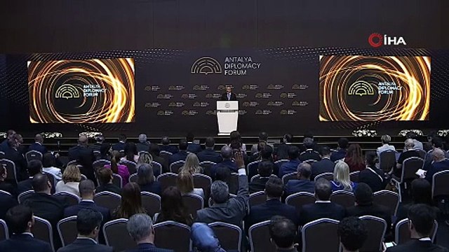 Bakan Fidan: Şu anda kesinleşen bir husus yok, çalışmalarımız devam ediyor. Görüşme Türkiye’de mi, ABD mi olacak, ne zaman yapılacak bunlar bakanlıklarımız arasında devam eden konular