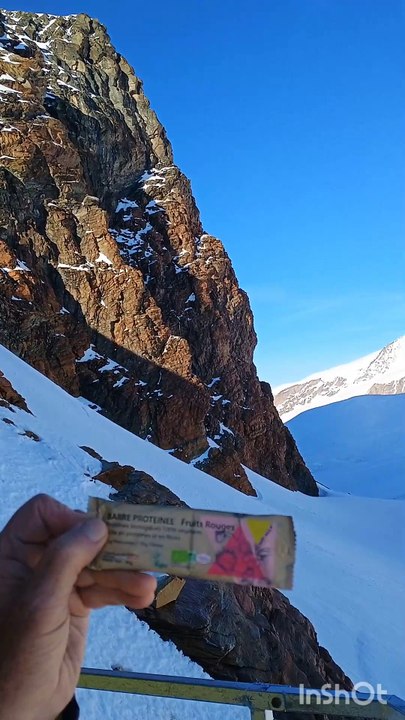 Italie solitaire glaciaire hivernale