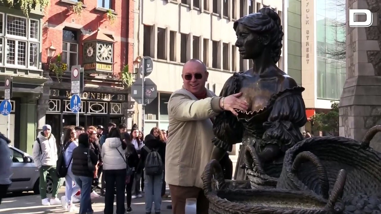 Dublín toma medidas para frenar el manoseo a la estatua de Molly Malone
