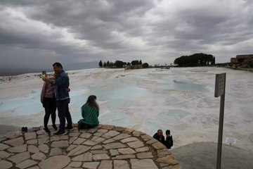 Fotoğraflarından daha güzel Yüz binler akın ediyor