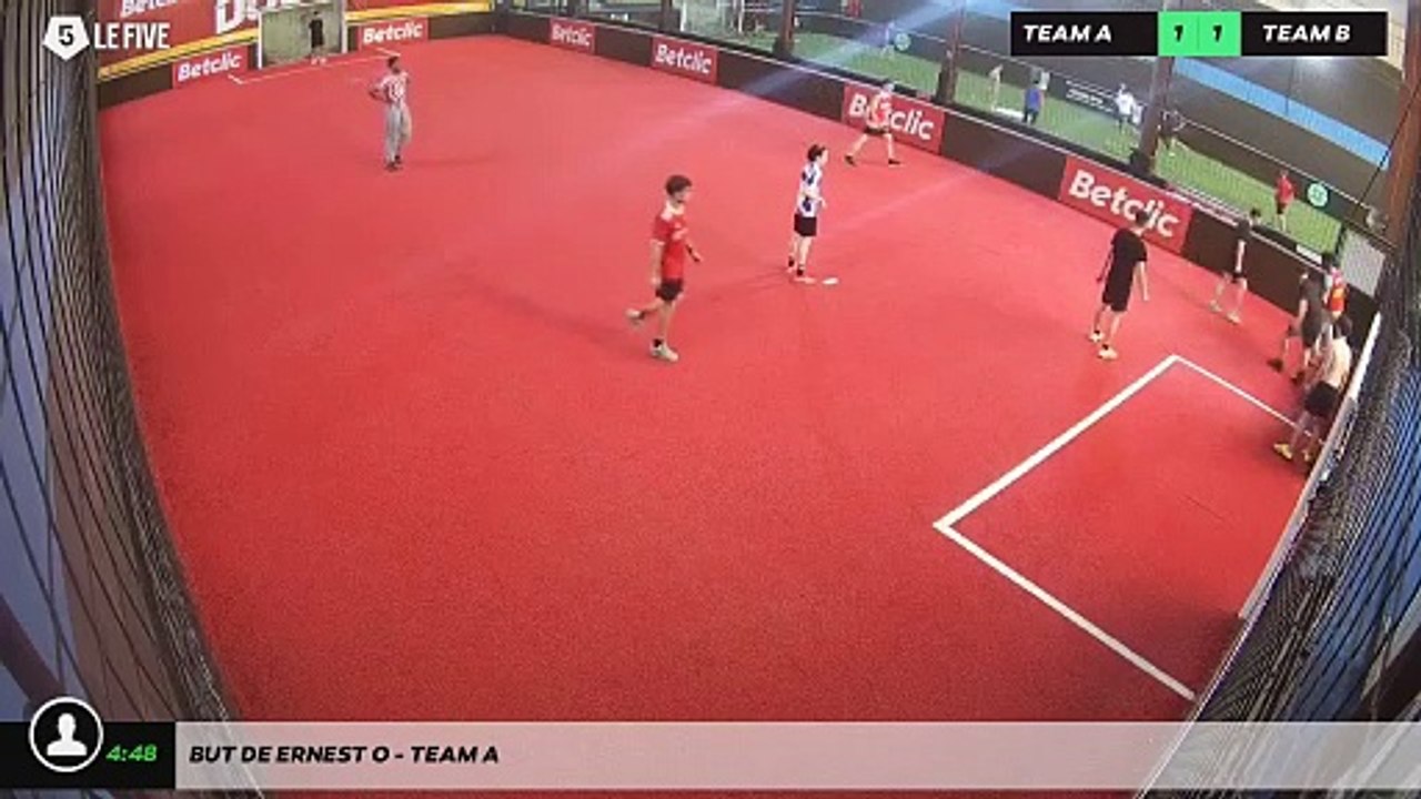 But de Ernest O - Team A