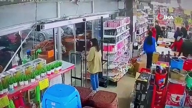 Amasya’da 4.6 büyüklüğünde deprem kamerada