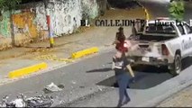 EN EL SIGUIENTE VIDEO SE OBSERVA UNA COLISIÓN DE DOS MOTOCICLETAS Y UNA PATRULLA DE FUERZA PÚBLICA EN FRAYCASIANO DE PUNTARENAS.