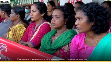 സമരപ്പന്തലിൽ വിഷു ആഘോഷിക്കാൻ ആശമാർ; വിഷുക്കണിയൊരുക്കി... പിന്നോട്ടില്ലെന്ന് പ്രഖ്യാപനം
