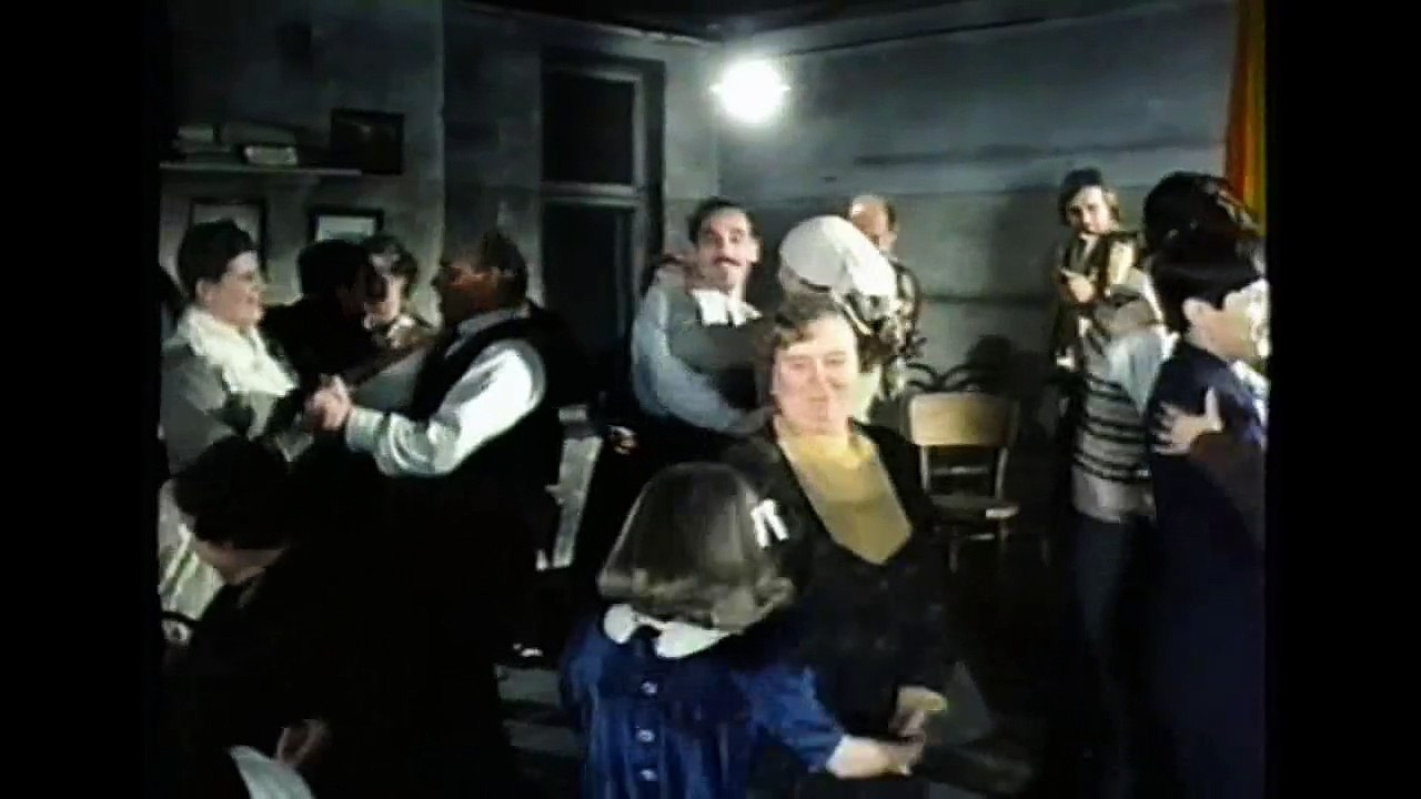 Sueño de Libertad - Surgio del Hielo - Yo escapé del Hielo 1982 Español España Castellano - Coming out of the Ice - VhsRip