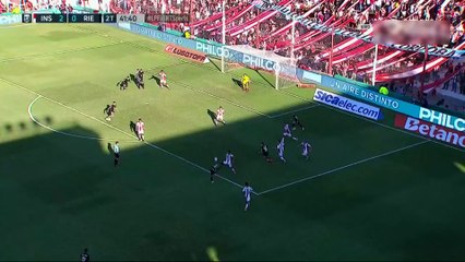 BLOOPER DE ARCE LE CUESTA CARO A RIESTRA ANTE INSTITUTO - MH SPORTS 1