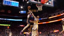 Jones takes flight and dunks over Curry
