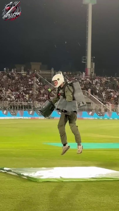 Flying Jet Stuns the Crowd | PSL 10 Opening Ceremony 2025 | Epic Performance! #psl #psl10 #pslshorts
