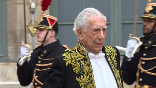 Mario Vargas Llosa, prix Nobel de littérature hispano-péruvien, est mort à l’âge de 89 ans