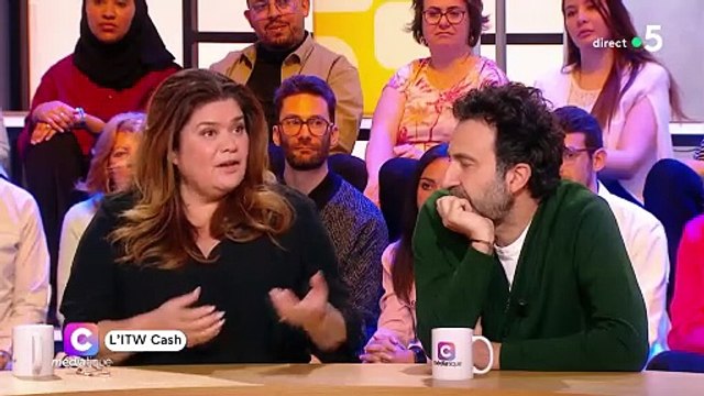 Il les a mis en danger : Raquel Garrido estime que Cyril Hanouna est coupable de la fermeture de C8