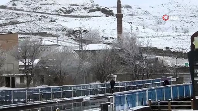 Kars beyaz gelinliğini yeniden giydi!