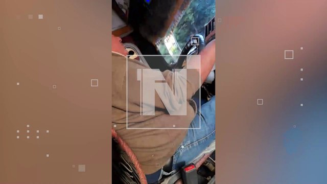 VIDEO: Chofer de micro se negó a llevar a niña en silla de ruedas, dijo que “no había espacio”