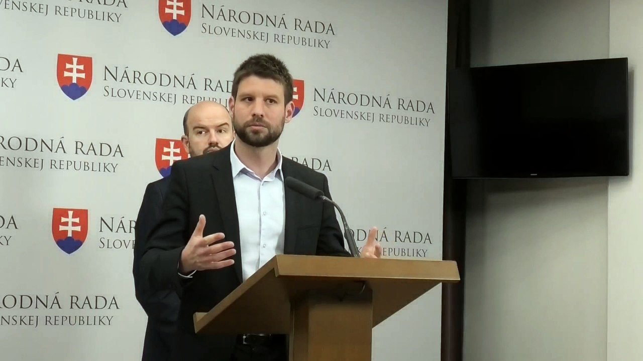 ZÁZNAM: PS chce poslanecký prieskum v ŠÚ SR, obáva sa, že pracuje v prospech Smeru