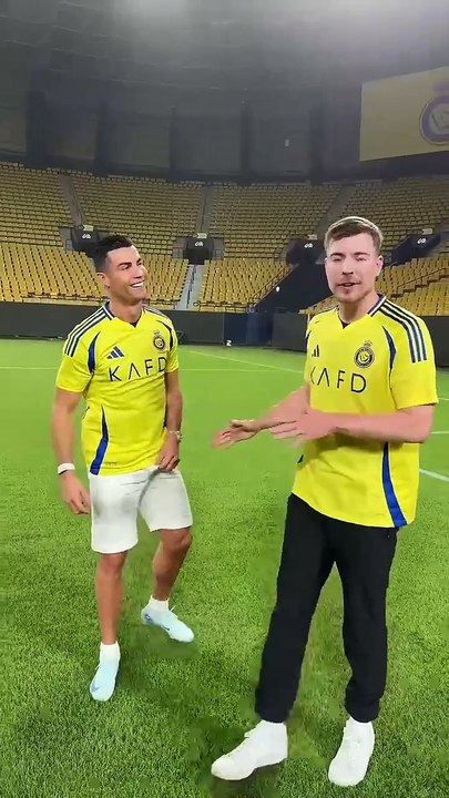 Ronaldo Teaches Me How To SIUU