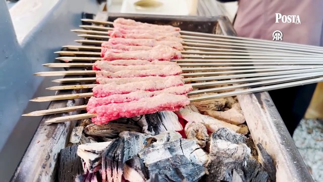 Ustası lezzet sırrını ilk kez açıkladı! Tire şiş köfte, dünyanın en iyi kıyma yemeği seçildi