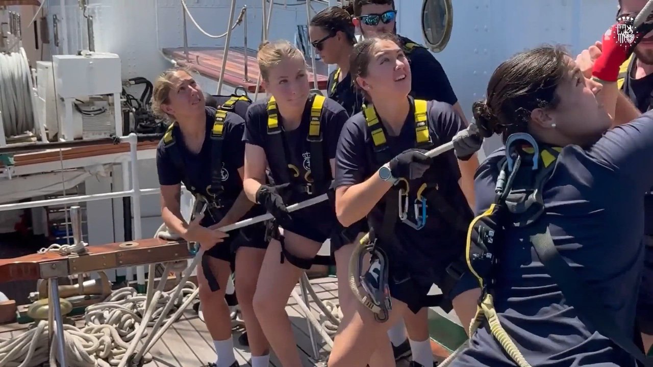 La princesa Leonor continúa su formación naval a bordo del Juan Sebastián Elcano