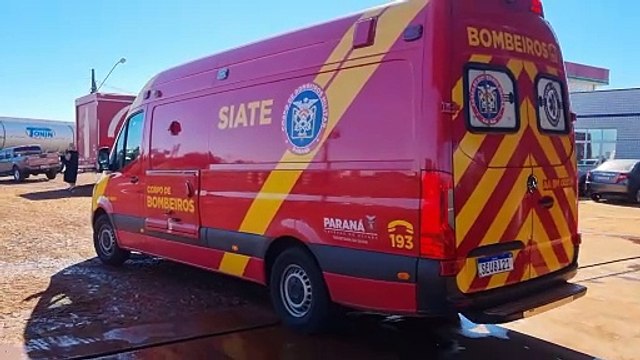 Homem é socorrido pelo Siate nas margens da BR-369, em Cascavel