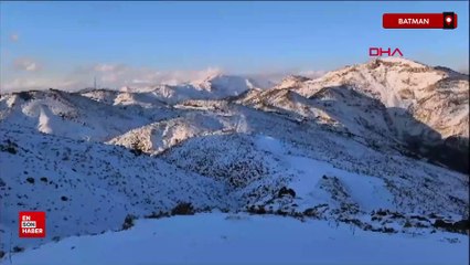 Batman’da, 65 yerleşim yerinin yolu kardan kapandı