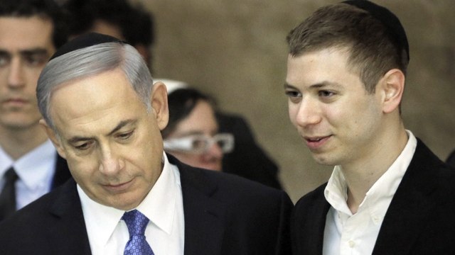 Le fils de Netanyahou insulte Macron sur les réseaux sociaux