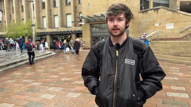 People of Glasgow share their thoughts on bin worker strikes in Birmingham