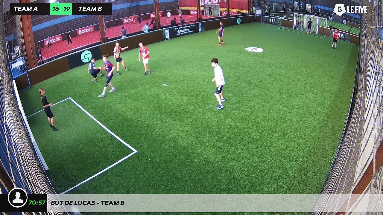 But de Lucas - Team B