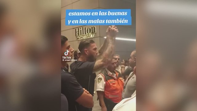 El encontronazo de Sergio Ramos con unos aficionados de Rayados