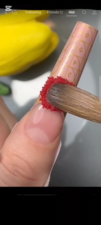 ♥️ Amazing nail art.