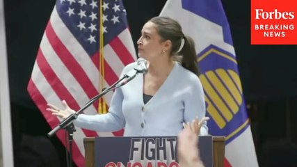AOC Receives Resounding Wave Of Applause And Cheers As She Previews 'A Better Country'