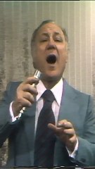 Claudio Villa in: Venezia la luna e tu. Teleregione Toscana 1981