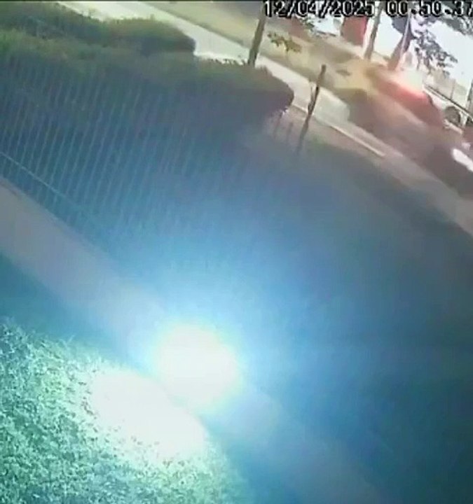 Vídeo mostra acidente envolvendo viatura da PM