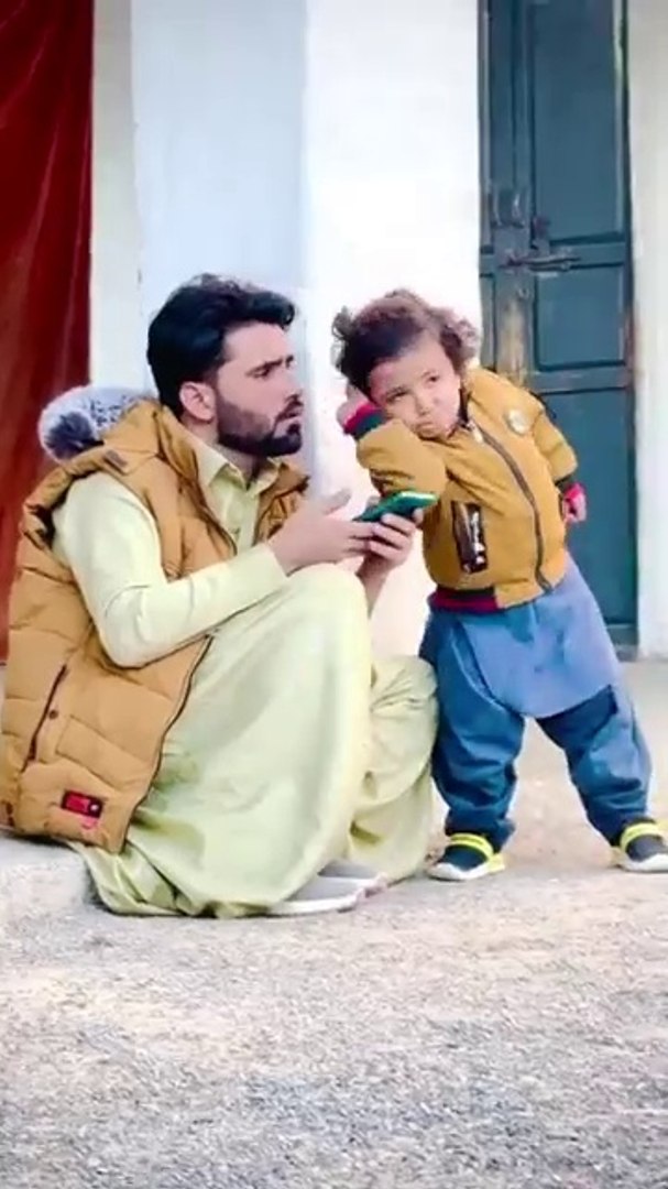 ⁣Ghar+walon+se+panga+Nahin😂#babache+#viral+shorts+#funny+#comedy+#tiktokstar+#youtube+#shorts