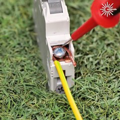 A simple trick for perfect wire connections ⚡✅