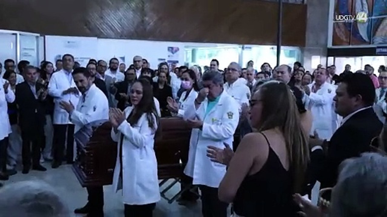Con homenaje de cuerpo presente, Hospital Civil despide al doctor Sergio Fajardo Dueñas
