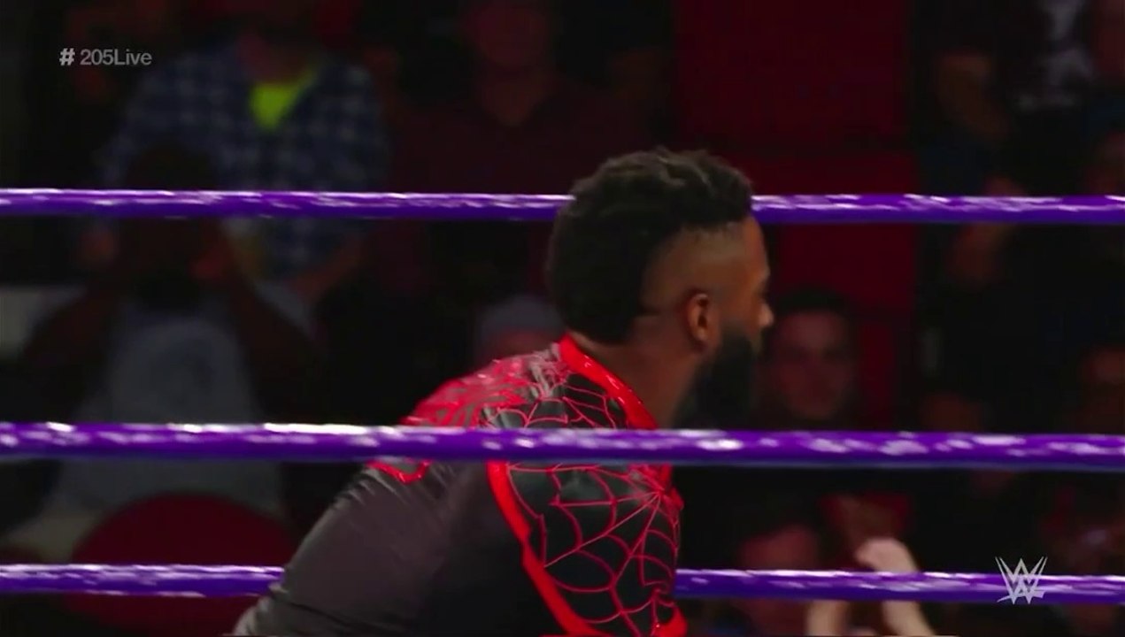 Cedric Alexander vs Buddy Murphy