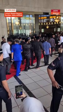 Tun Dr Mahathir Mohamad Hadiri Majlis Penghormatan Terakhir Allahyarham Tun Abdullah Ahmad Badawi di Masjid Negara
