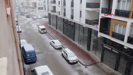 Van'da kar yağışı