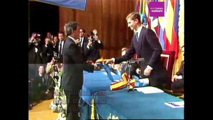 Ισπανία: Ο κόσμος της λογοτεχνίας πενθεί για τον «μάστορα των λέξεων», Μάριο Βάργκας Λιόσια