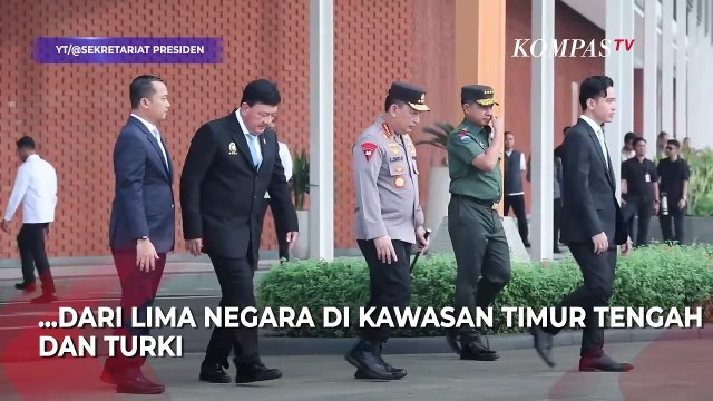 Momen Wapres Gibran Sambut Kepulangan Presiden Prabowo dari Kunker Luar Negeri
