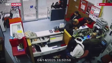 Artvin’de tamir için getirilen telefon bomba gibi patladı