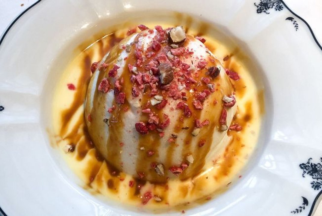 Recette de Pâques : Laurent Mariotte dévoile sa recette inratable d’île flottante au chocolat, un dessert original parfait pour l’occasion