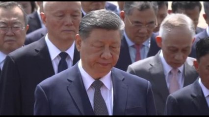 Xi Jinping ad Hanoi, omaggio a Ho Chi Minh e incontro con Luong Cuong