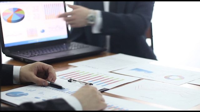 Mercato immobiliare in crisi, a Mondovì c'è chi va controcorrente