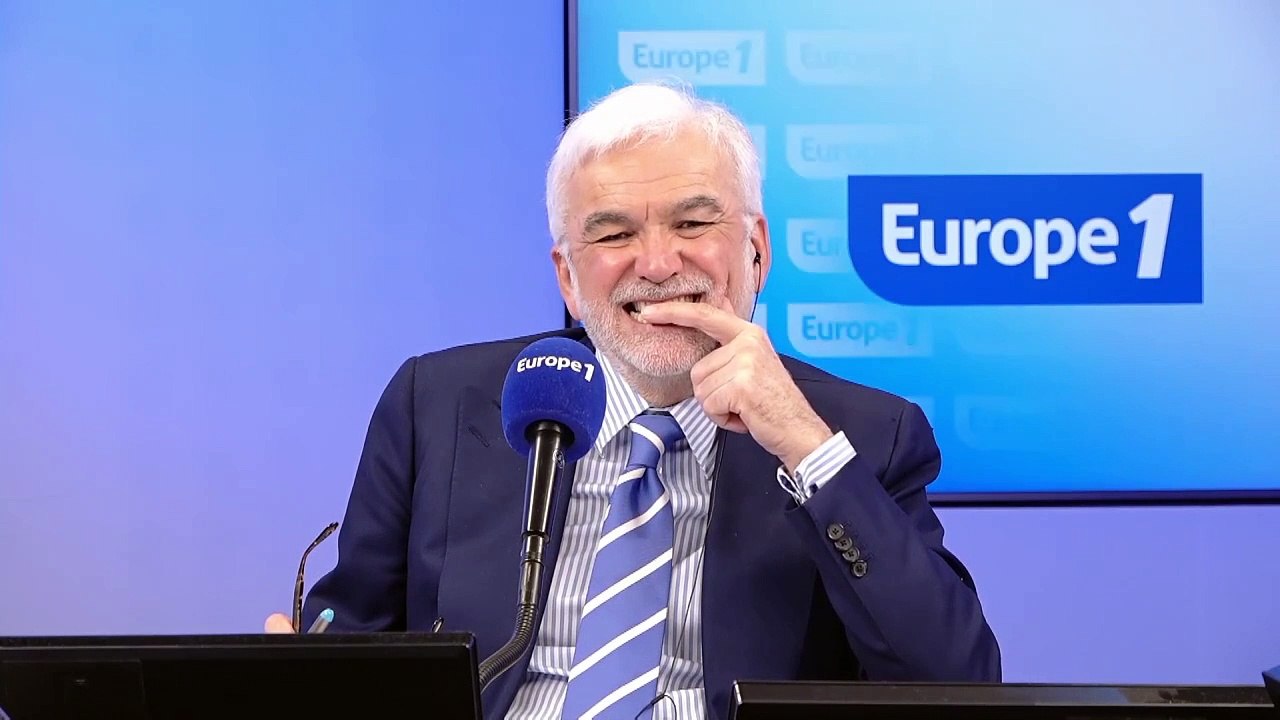 Pascal Praud et vous - Travail : «Il faut enfin oser poser la question des 35 heures», affirme l'économiste Philippe Crevel