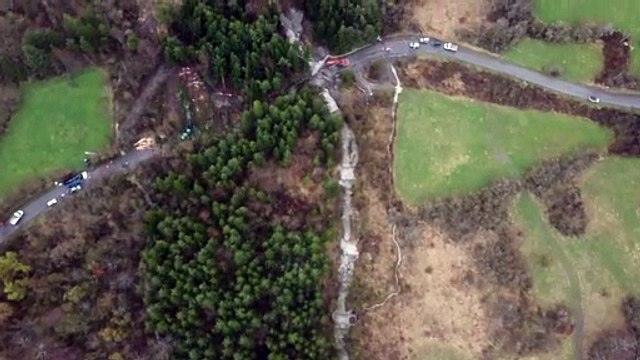 Frana sull'Appennino modenese a Boccassuolo, le impressionanti immagini dal drone