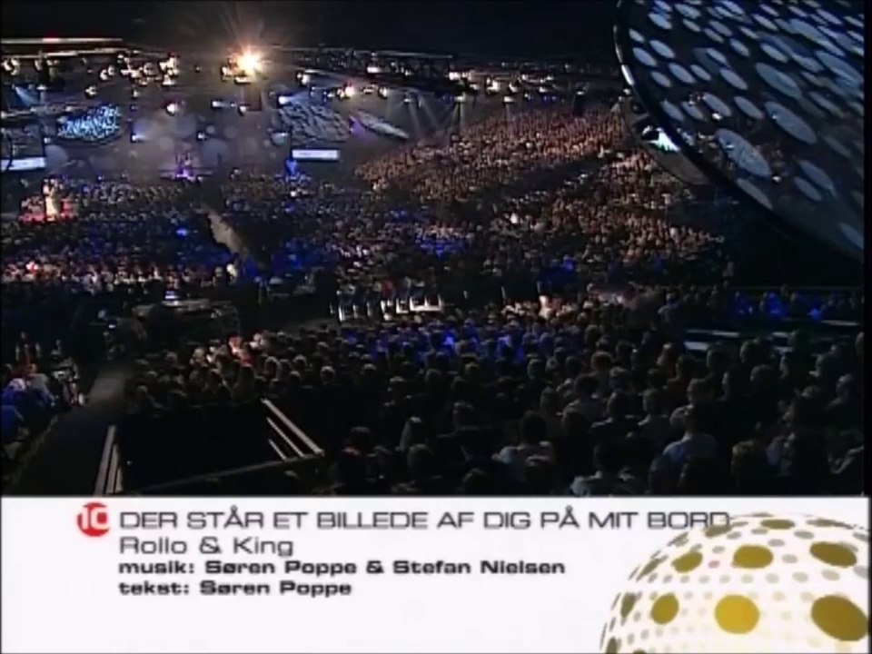 Rollo & King - DER STÅR ET BILLEDE AF DIG PÅ MIT BORD | Dansk Melodi Grand Prix 2001 | DR