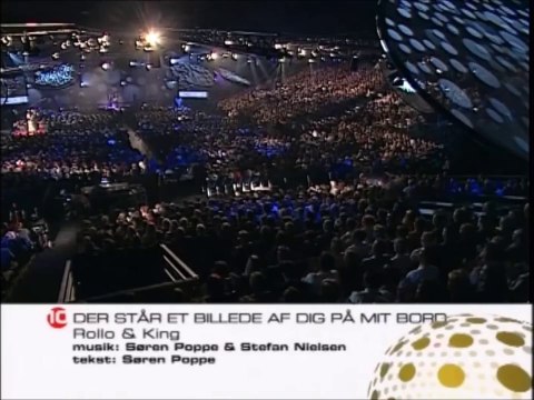 Rollo & King - DER STÅR ET BILLEDE AF DIG PÅ MIT BORD | Dansk Melodi Grand Prix 2001 | DR