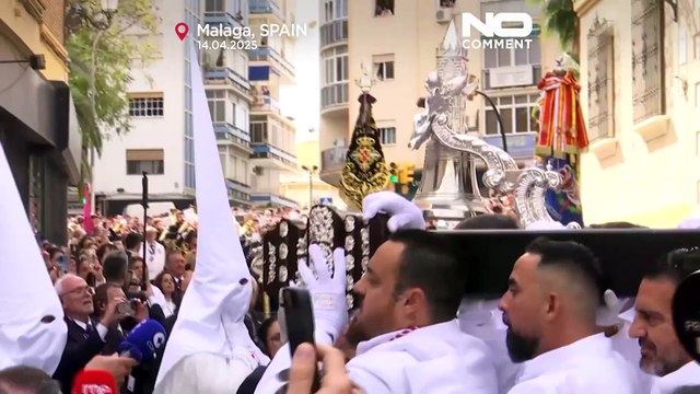 Milhares de fiéis em Málaga participam no desfile anual da Páscoa
