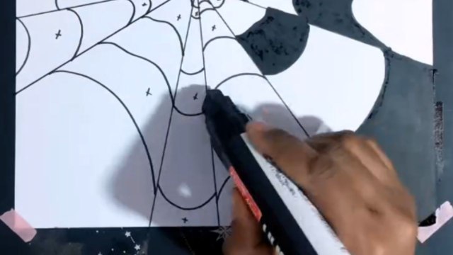 From Outline to Optical Illusion: Artist reveals the steps behind his incredible 3D drawing