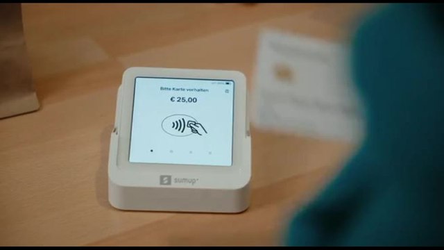 Italia sempre più cashless, +23,2% pagamenti digitali in un anno